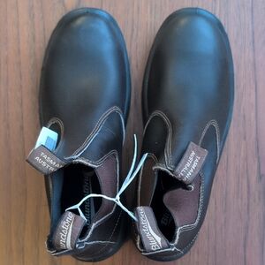 Blundstone Dark Brown Leather Slip-On Boots
